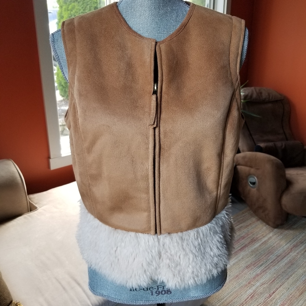 NWOT KIAL Fur Vest